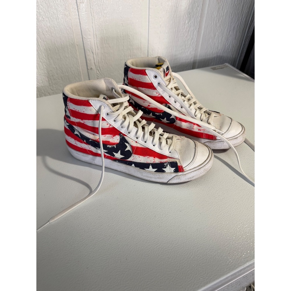 NIKE Blazer Mid '77 Premium Vintage High Top Sneaker Men's 8 Red Blue Americana